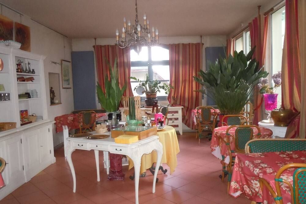 Altro