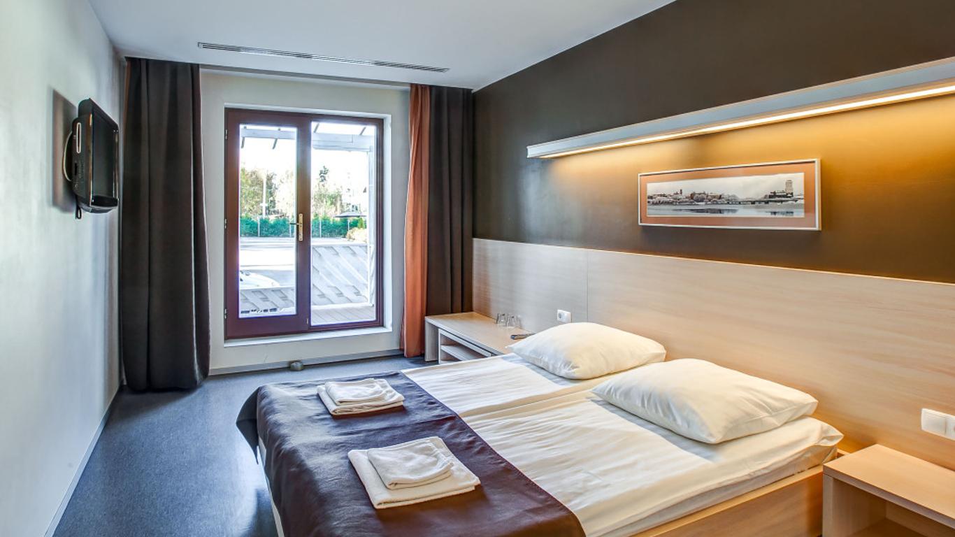 Kirovskie Dachi Motel