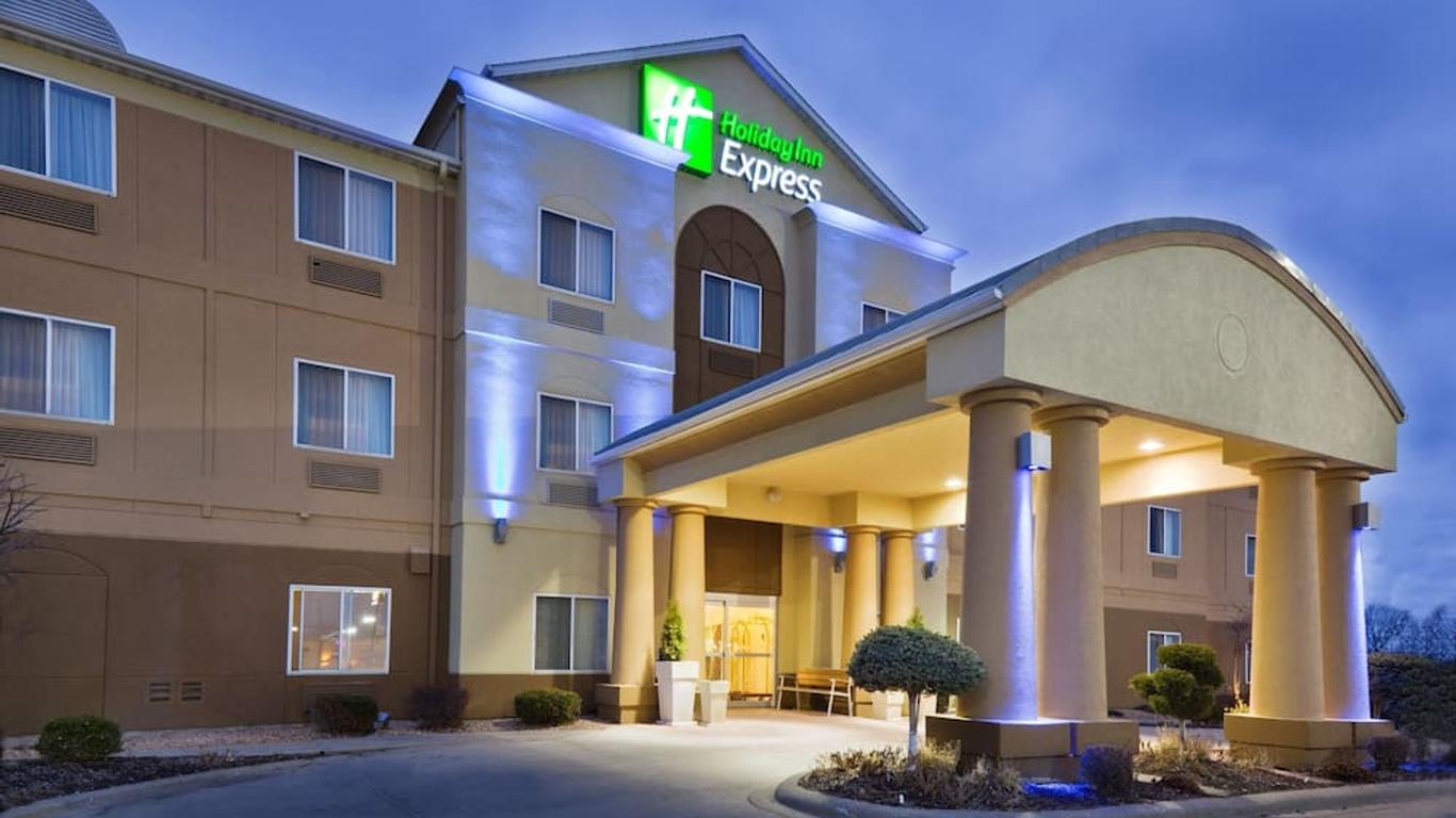 Holiday Inn Express & Suites Burlington