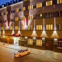 Cloister Inn