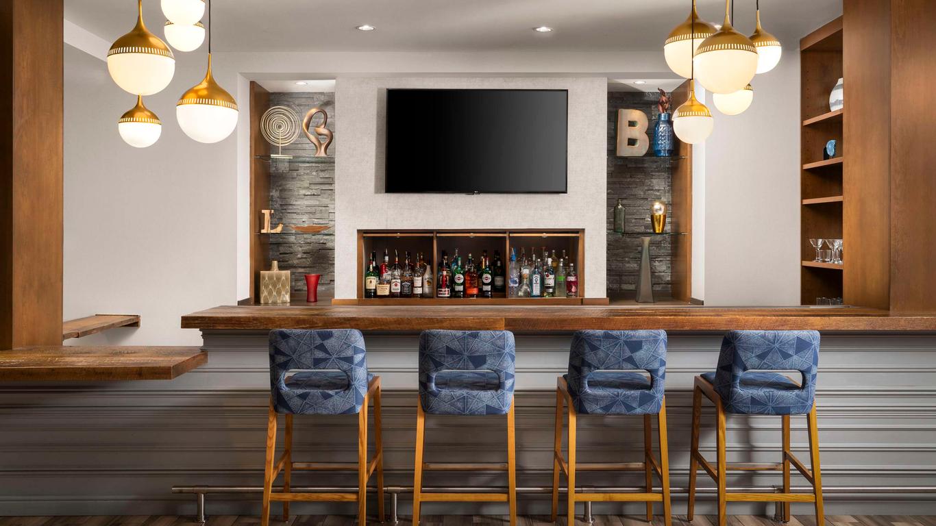 Homewood Suites by Hilton Boston Brookline-Longwood Medical