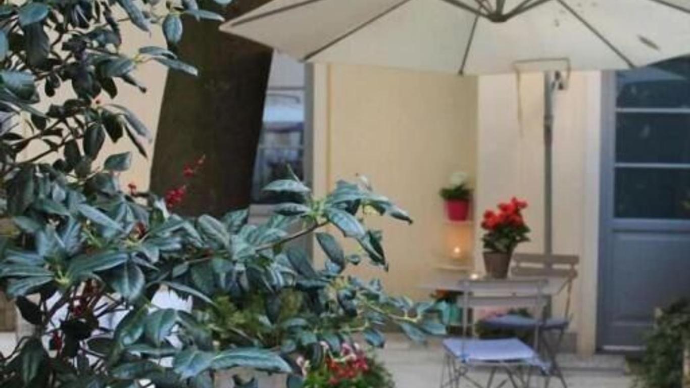 Il Cortile di Elisa & our flats