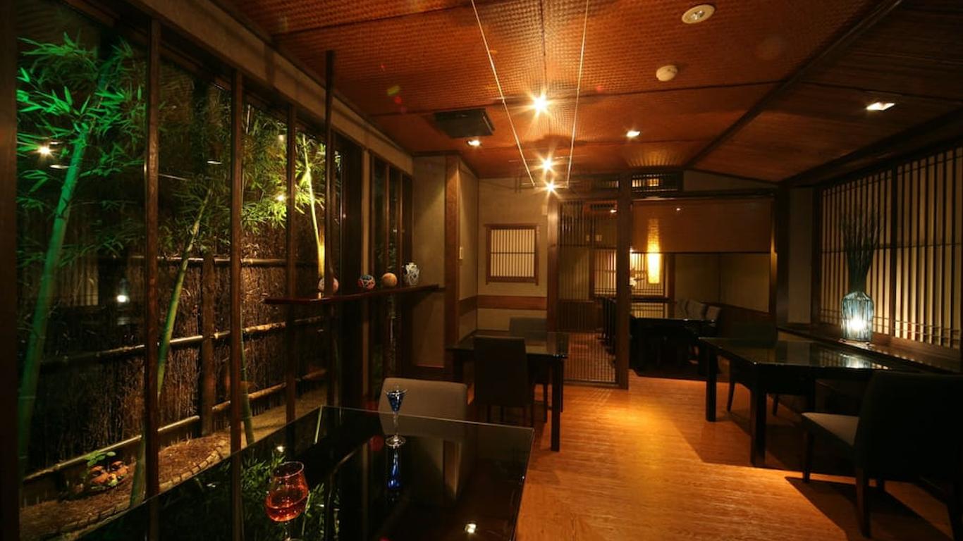 Oiwakeya Ryokan