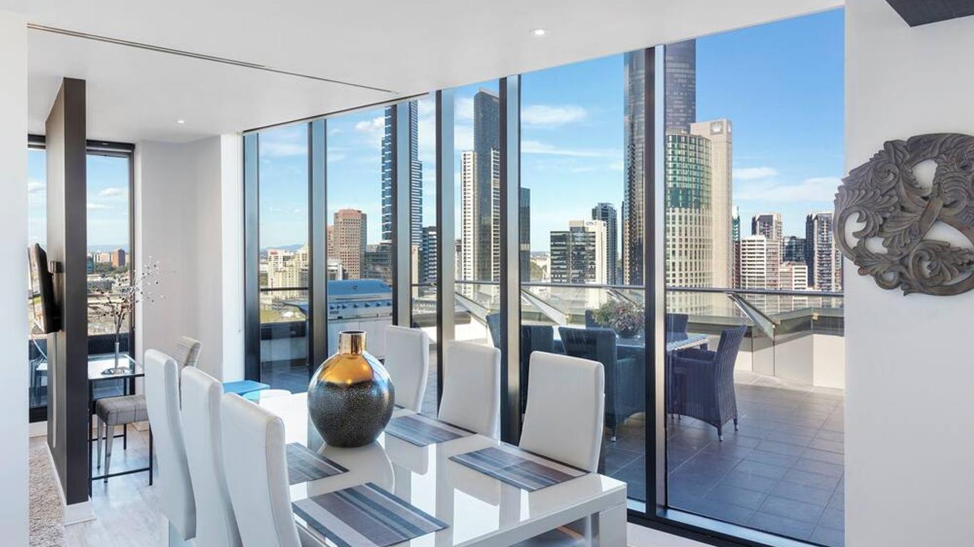 Aura on Flinders Serviced Apartments