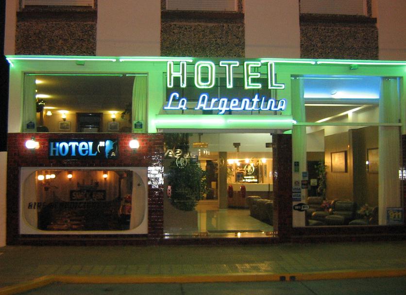 Ingresso dell'hotel Foto