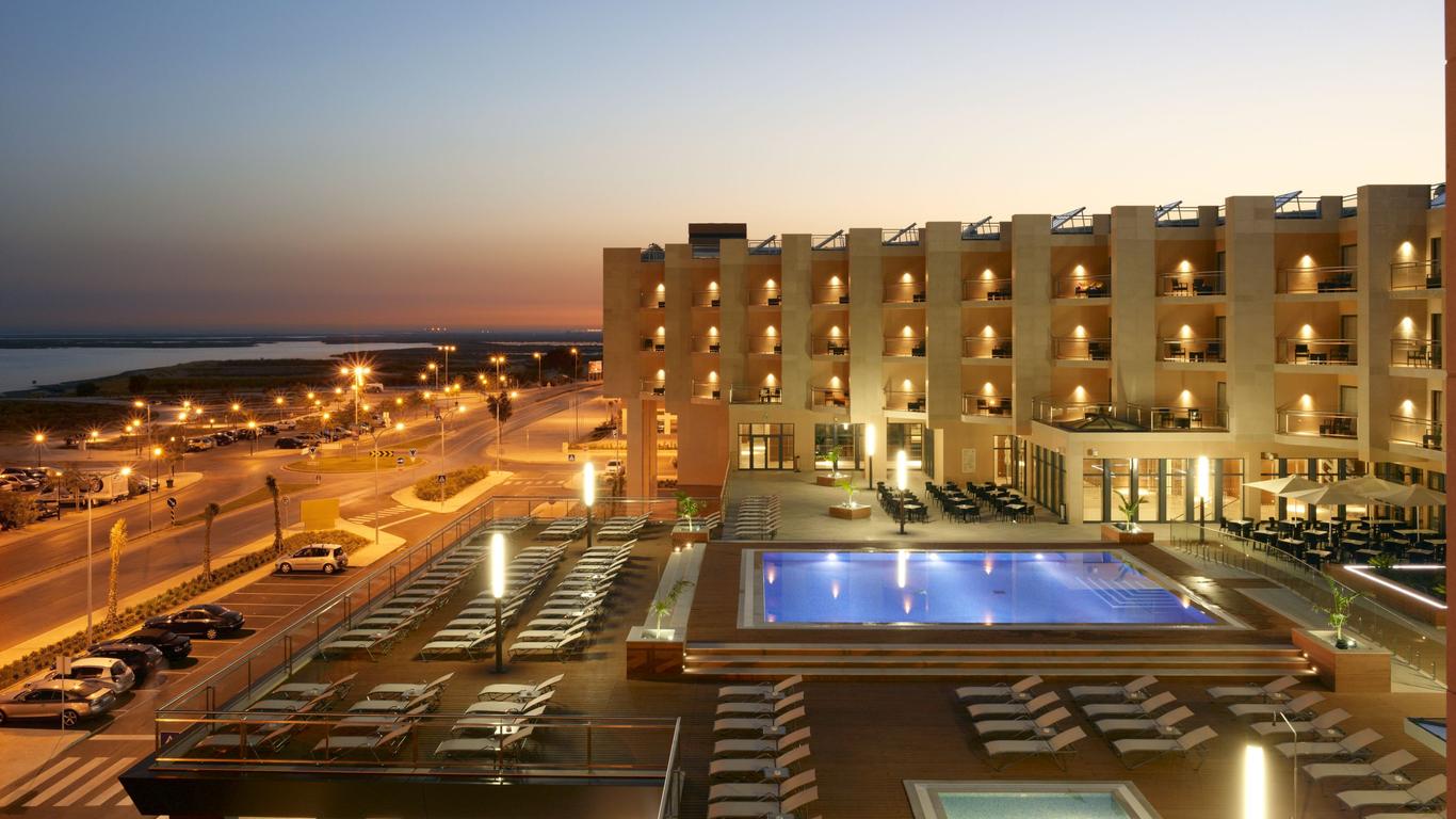 Real Marina Hotel & Spa