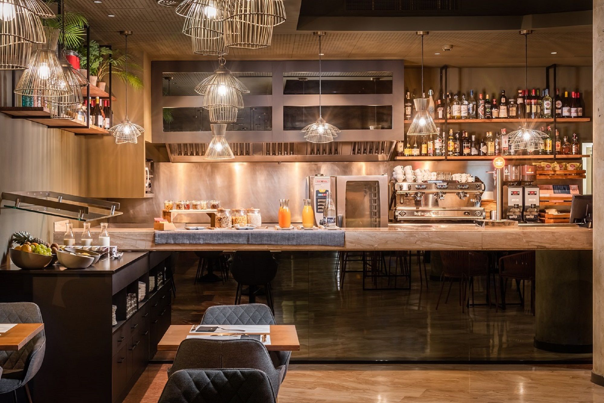 Bar