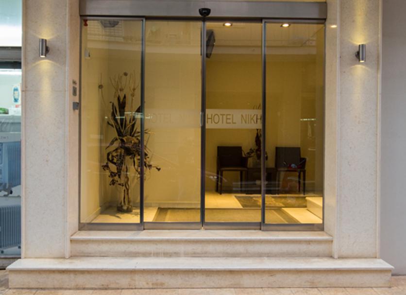 Ingresso dell'hotel Foto