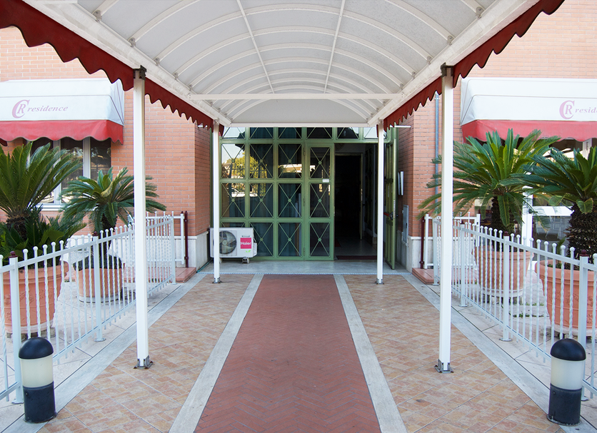 Ingresso dell'hotel Foto