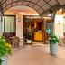 Ingresso dell'hotel