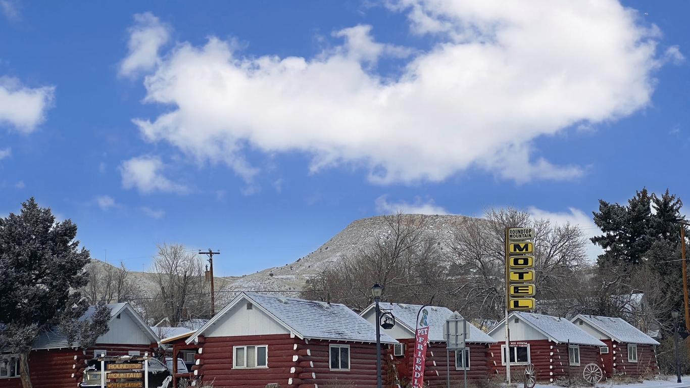 Roundtop Mountain Vista - Cabins and Motel