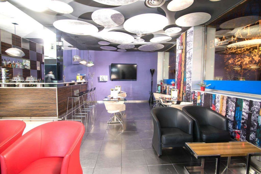 Bar