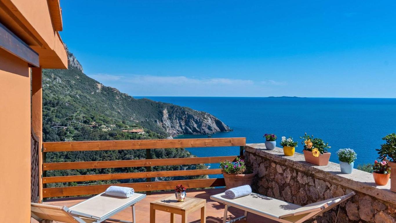 Boutique Hotel Torre Di Cala Piccola