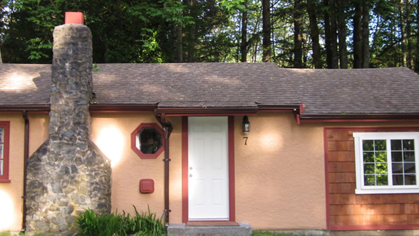 Malahat Bungalows Motel